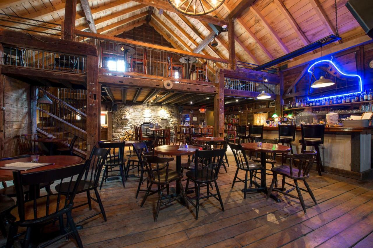 The Egremont Village Inn South Egremont 외부 사진
